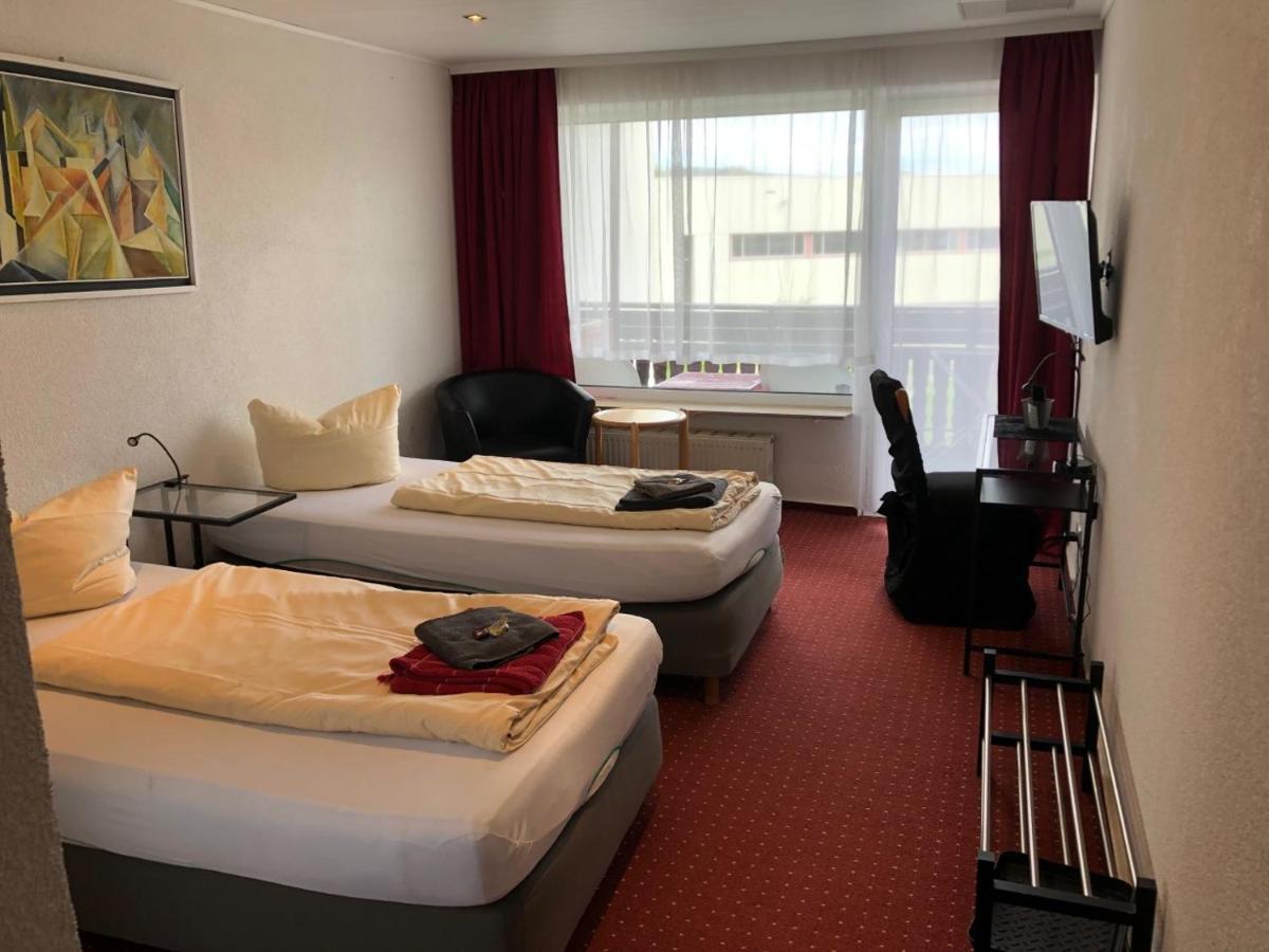 Hotel Saarland Lebach מראה חיצוני תמונה