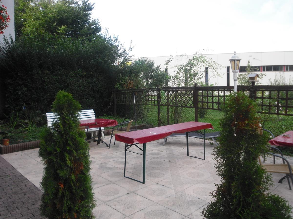 Hotel Saarland Lebach מראה חיצוני תמונה